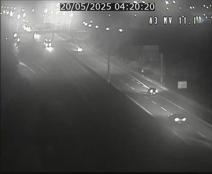 Traffic live webcam Luxembourg Croix de Bettembourg A3 - BK 11.1 - direction Luxembourg-ville