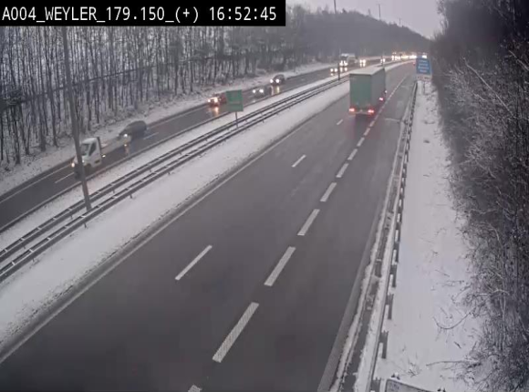 Webcam entre la sortie Arlon et la sortie Weyler sur l'E411. Vue orientée vers Luxembourg