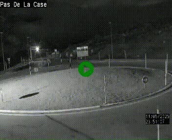 Webcam sur la N22 au niveau du poste frontière entre la France et Andorre à proximité de Pas de la Case à plus de 2000 mètres d'altitude