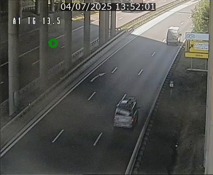 Traffic live webcam Luxembourg Senningen - A1 direction Luxembourg - BK 13.5