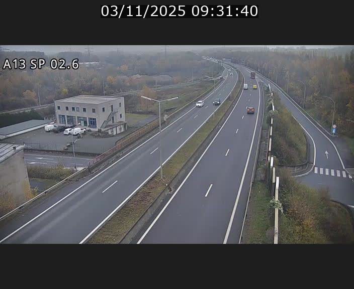 Traffic live webcam Luxembourg Sanem - A13 direction Pétange - BK 2.6