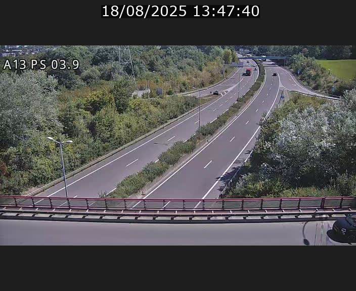 Traffic live webcam Luxembourg Differdange - A13 direction Esch-sur-Alzette - BK 3.9