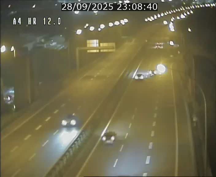 Traffic live webcam Luxembourg Jonction Foetz - A4 - BK 12.0 - direction Esch sur Alzette