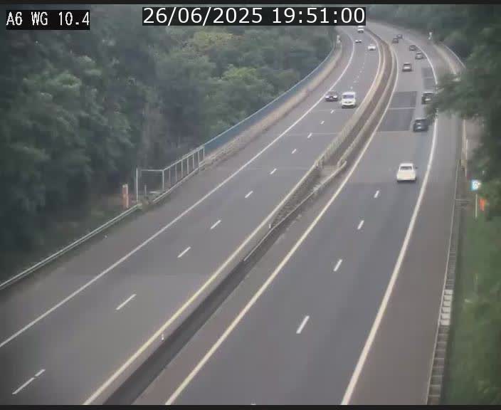 Traffic live webcam Luxembourg Mamer - A6 - BK 10.4 - direction Luxembourg/France/Allemagne