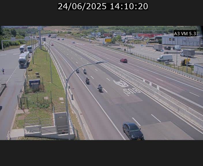 Traffic live webcam Luxembourg Aire de Berchem - A3 - BK 5 - direction France
