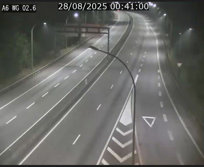 Traffic live webcam Luxembourg Croix de Cessange - A6 - BK 2.6 - direction France/Allemagne