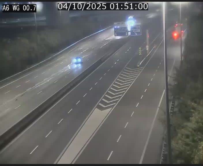 Traffic live webcam Luxembourg Croix de Cessange - A6 - BK 0.7 - direction A3 France