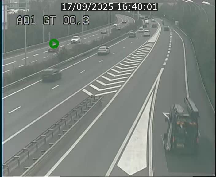 Traffic live webcam Luxembourg Croix de Gasperich - A1 direction Kirchberg - BK 0.3