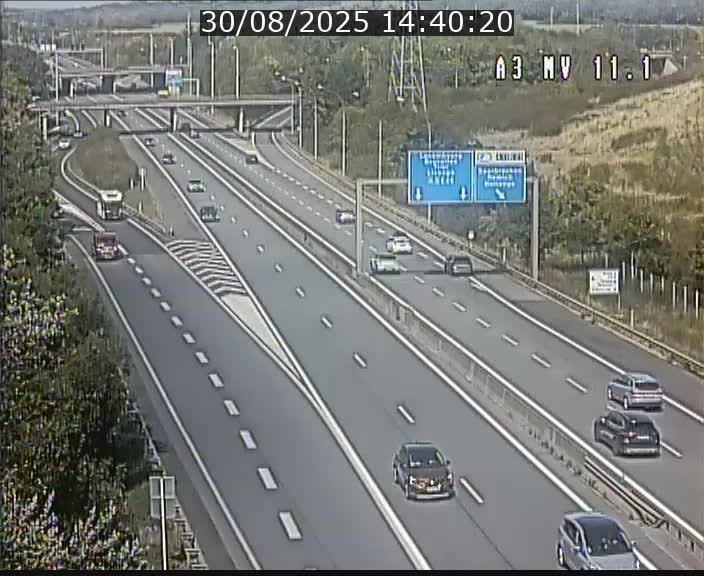 Traffic live webcam Luxembourg Croix de Bettembourg A3 - BK 11.1 - direction Luxembourg-ville