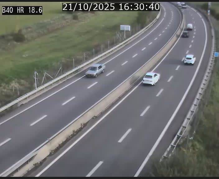 Webcam sur la route de liaison entre Micheville et Esch-Belval à la frontière entre le Luxembourg et la France. Vue orientée vers la Lorraine.