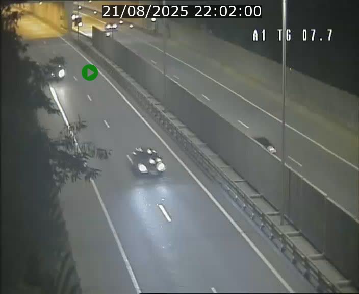 Traffic live webcam Luxembourg Kirchberg - A1 direction Luxembourg-ville - BK 7.7