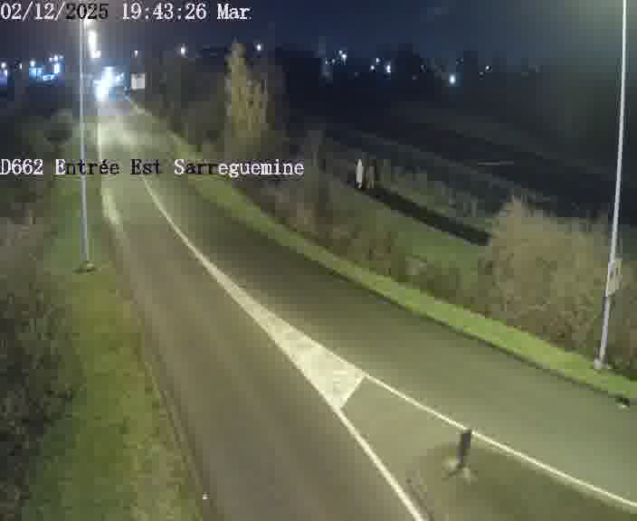 Point de vue trafic déployé sur D662 (France) à Sarreguemines, regardant vers Sarreguemines, aidant conducteurs et services à anticiper les flux.