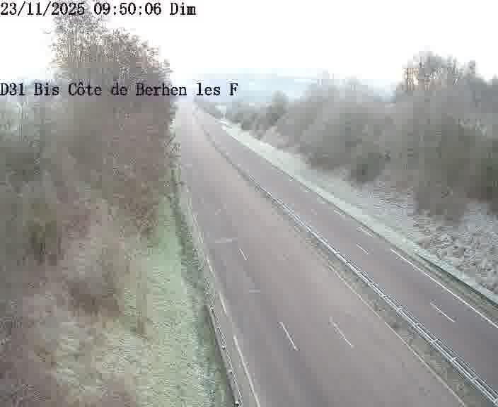 Webcam de surveillance sur D31bis (France) à Behren-lès-Forbach, cadrée vers Sarreguemines, proposant une information routière utile aux déplacements quotidiens.