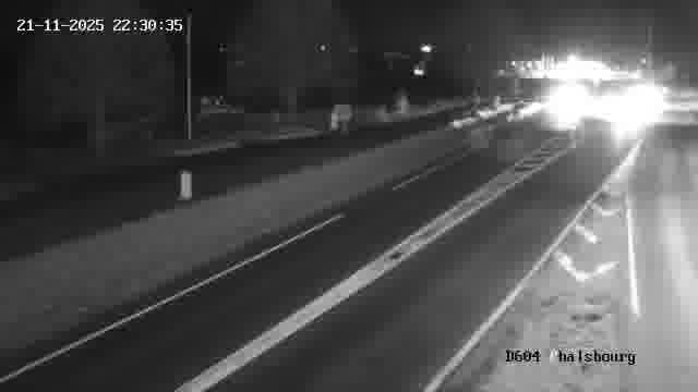 Webcam de surveillance sur D604 (France) à Phalsbourg, cadrée vers Phalsbourg, proposant une information routière utile aux déplacements quotidiens.