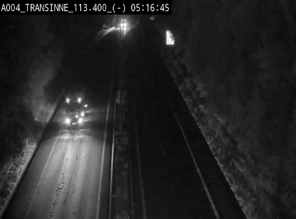 Caméra trafic E411 (A4) - Transinne direction Namur - BK 113.425