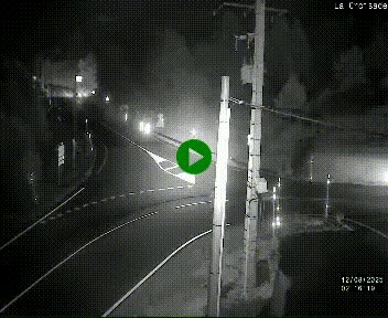 Webcam au carrefour de la croisade, à la jonction entre la N22 et la N320, avant le poste de douane franco-andorrane. Webcam à 1790 mètres d'altitude