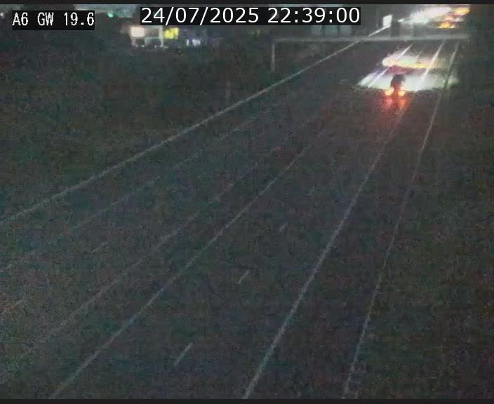 Traffic live webcam Luxembourg - Steinfort - A6 - BK 19.6 - direction Belgique