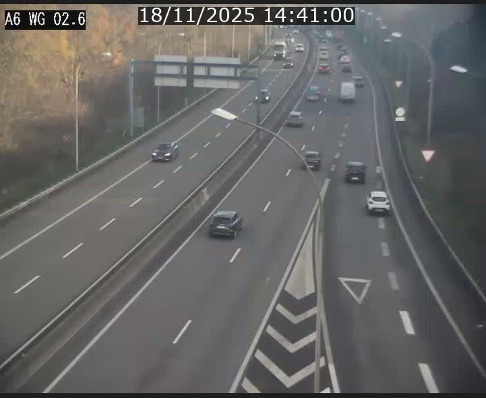 Traffic live webcam Luxembourg Croix de Cessange - A6 - BK 2.6 - direction France/Allemagne