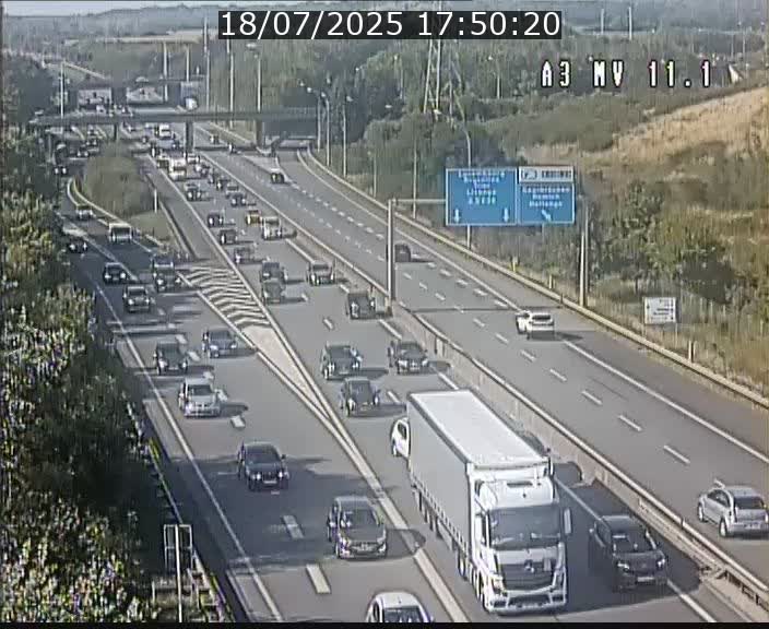 Traffic live webcam Luxembourg Croix de Bettembourg A3 - BK 11.1 - direction Luxembourg-ville