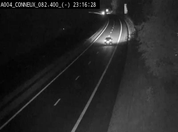 Webcam sur l'E411 avant les sorties 20 menant à Ciney, Dinant et Achêne. Vue orientée vers Namur
