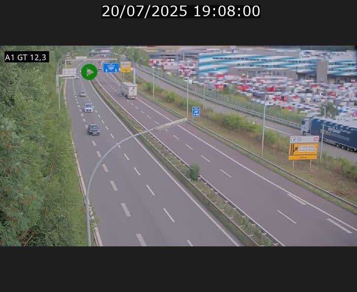 Traffic live webcam Luxembourg Senningerberg - A1 direction Allemagne - BK 12.3