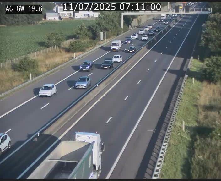 Traffic live webcam Luxembourg - Steinfort - A6 - BK 19.6 - direction Belgique