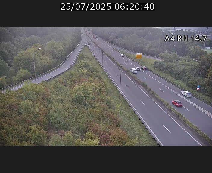 Traffic live webcam Luxembourg Jonction Lankelz - A4 - BK 14.7 - direction Luxembourg