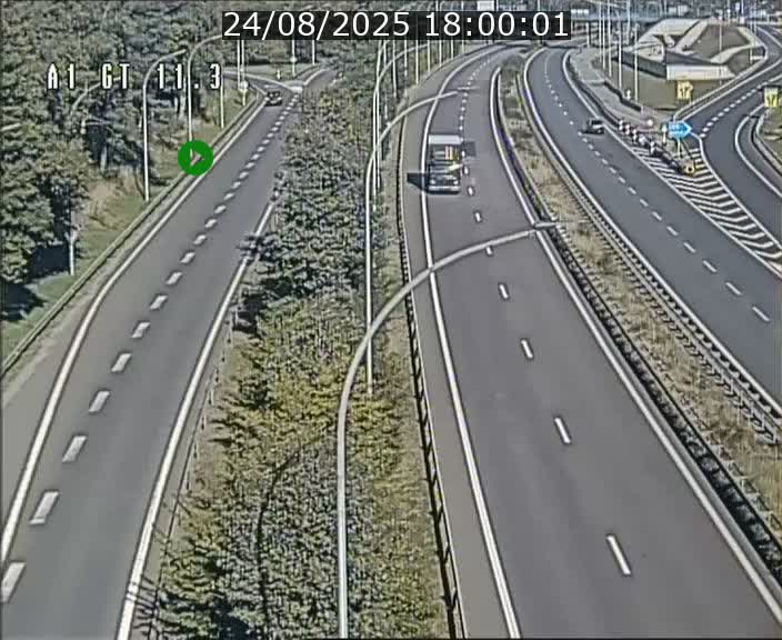 Traffic live webcam Luxembourg Senningerberg - A1 direction Allemagne - BK 11.3