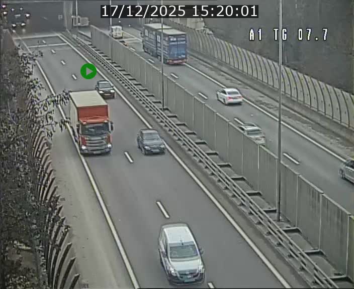 Traffic live webcam Luxembourg Kirchberg - A1 direction Luxembourg-ville - BK 7.7