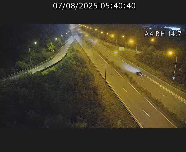 Traffic live webcam Luxembourg Jonction Lankelz - A4 - BK 14.7 - direction Luxembourg