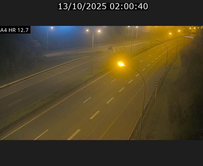 Traffic live webcam Luxembourg Esch sur Alzette - A4 - BK 12.7 - direction Esch-Belval