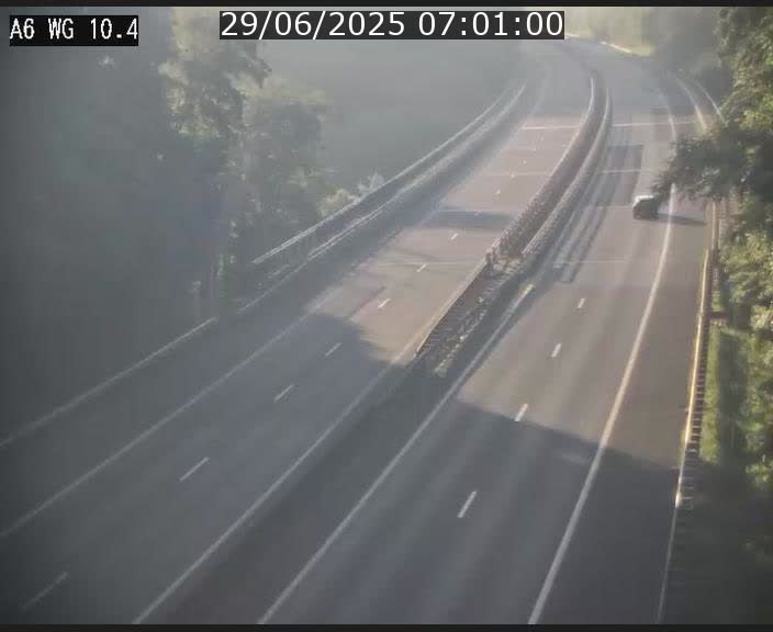 Traffic live webcam Luxembourg Mamer - A6 - BK 10.4 - direction Luxembourg/France/Allemagne