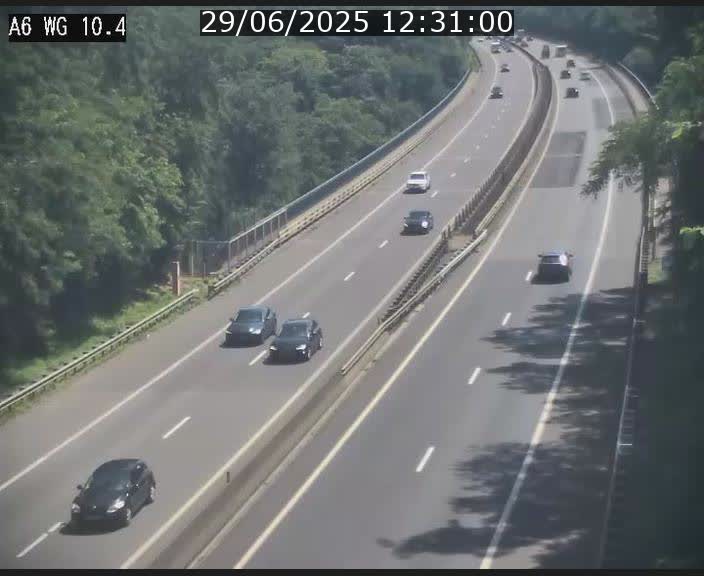 Traffic live webcam Luxembourg Mamer - A6 - BK 10.4 - direction Luxembourg/France/Allemagne