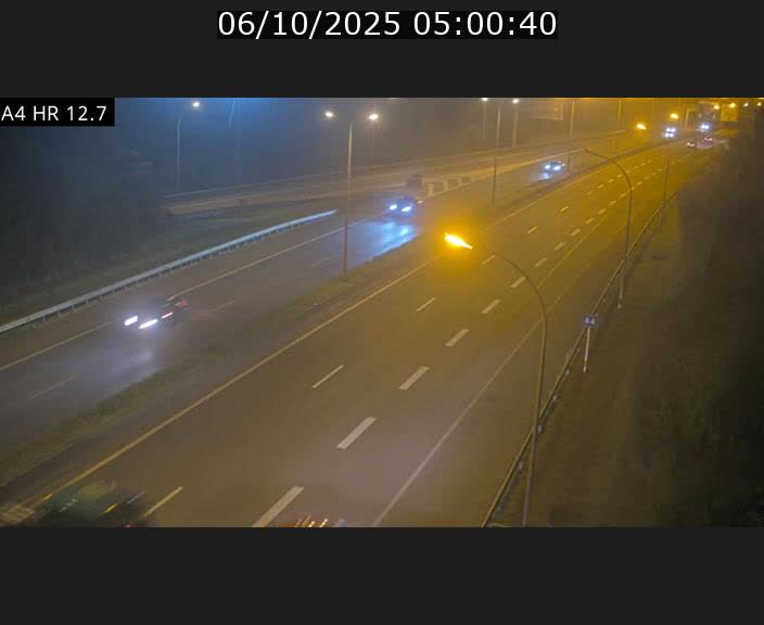 Traffic live webcam Luxembourg Esch sur Alzette - A4 - BK 12.7 - direction Esch-Belval