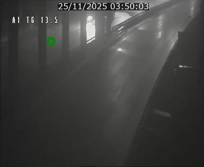 Traffic live webcam Luxembourg Senningen - A1 direction Luxembourg - BK 13.5