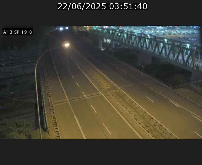 Traffic live webcam Luxembourg Croix de Bettembourg - A13 direction Esch-sur-Alzette - BK 19.8