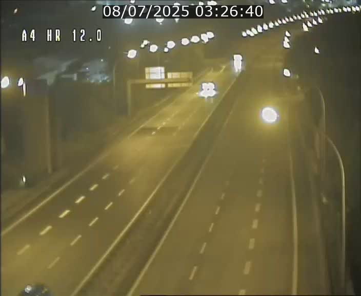 Traffic live webcam Luxembourg Jonction Foetz - A4 - BK 12.0 - direction Esch sur Alzette