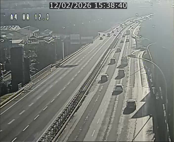 Traffic live webcam Luxembourg Jonction Foetz - A4 - BK 12.0 - direction Esch sur Alzette