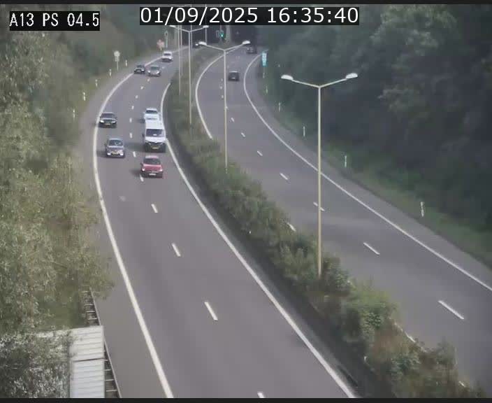 Traffic live webcam Luxembourg Differdange - A13 direction Esch-sur-Alzette - BK 4.5