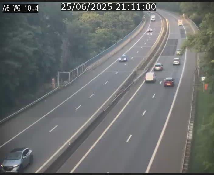 Traffic live webcam Luxembourg Mamer - A6 - BK 10.4 - direction Luxembourg/France/Allemagne