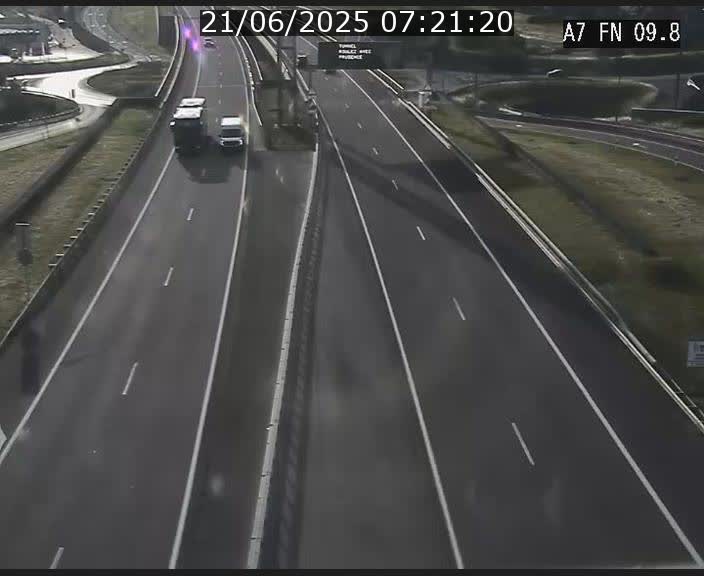 Caméra trafic Luxembourg - A7, Tunnel Gousselerbierg, sortie sud, direction rond-point Lorentzweiler (BK 9.9)