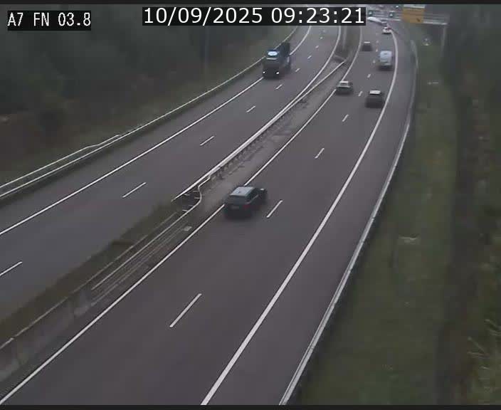 Caméra autoroute Luxembourg A7 - Passage à gibier Rëngelbour - direction Tunnel Stafelter