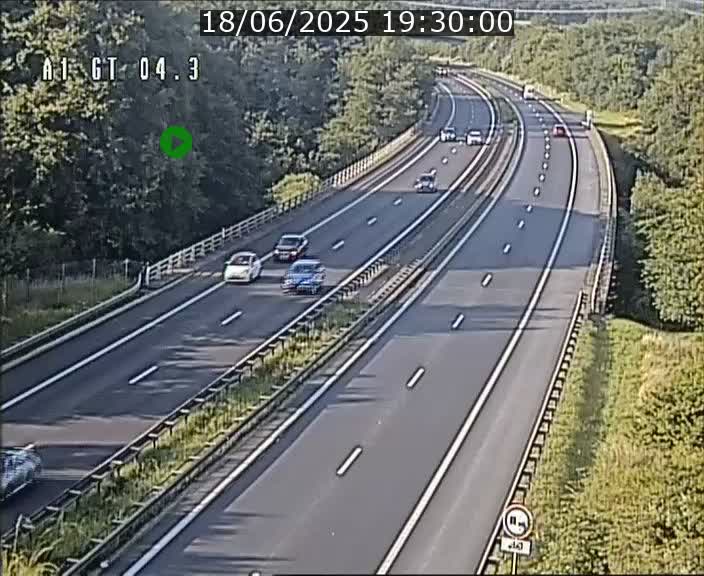 Traffic live webcam Luxembourg Itzig - A1 direction Sandweiler - BK 4.3