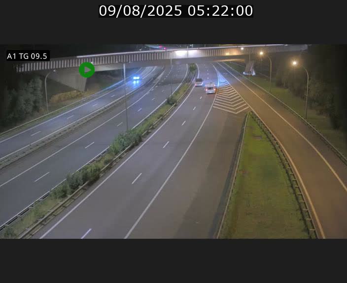 Traffic live webcam Luxembourg Jonction Grünewald - A1 direction Luxembourg-ville - BK 9.5