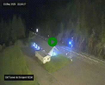 Webcam à l'entrée du tunnel du Somport, côté français, sur la N134, dans les Pyrénées, en direction de l'Espagne, à 1116 mètres d'altitude