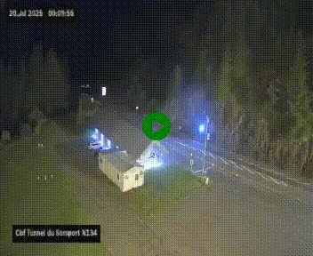 Webcam à l'entrée du tunnel du Somport, côté français, sur la N134, dans les Pyrénées, en direction de l'Espagne, à 1116 mètres d'altitude