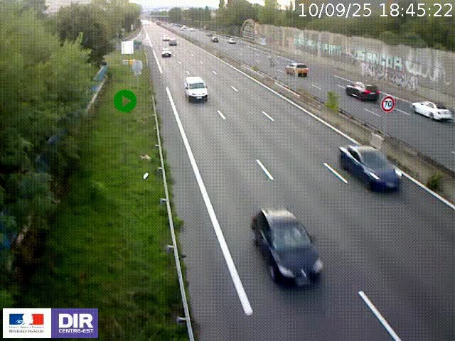 Webcam à Bron sur l'A43 à la jonction avec le boulevard périphérique de Lyon (D383). Vue orientée vers Lyon