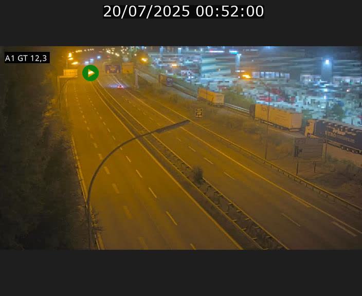 Traffic live webcam Luxembourg Senningerberg - A1 direction Allemagne - BK 12.3