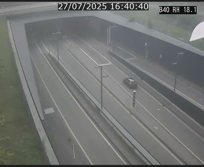 Webcam sur la route de contournement d'Esch-Belval avant le tunnel Central Gate au niveau de la porte de France et du radar fixe