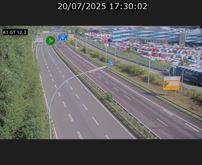 Traffic live webcam Luxembourg Senningerberg - A1 direction Allemagne - BK 12.3